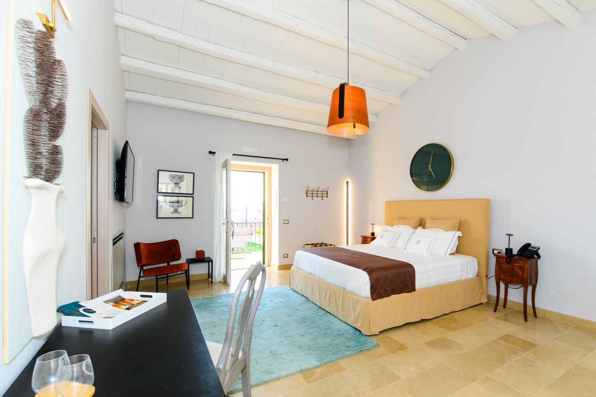 Poggio Leano Boutique Hotel Донналуката Экстерьер фото