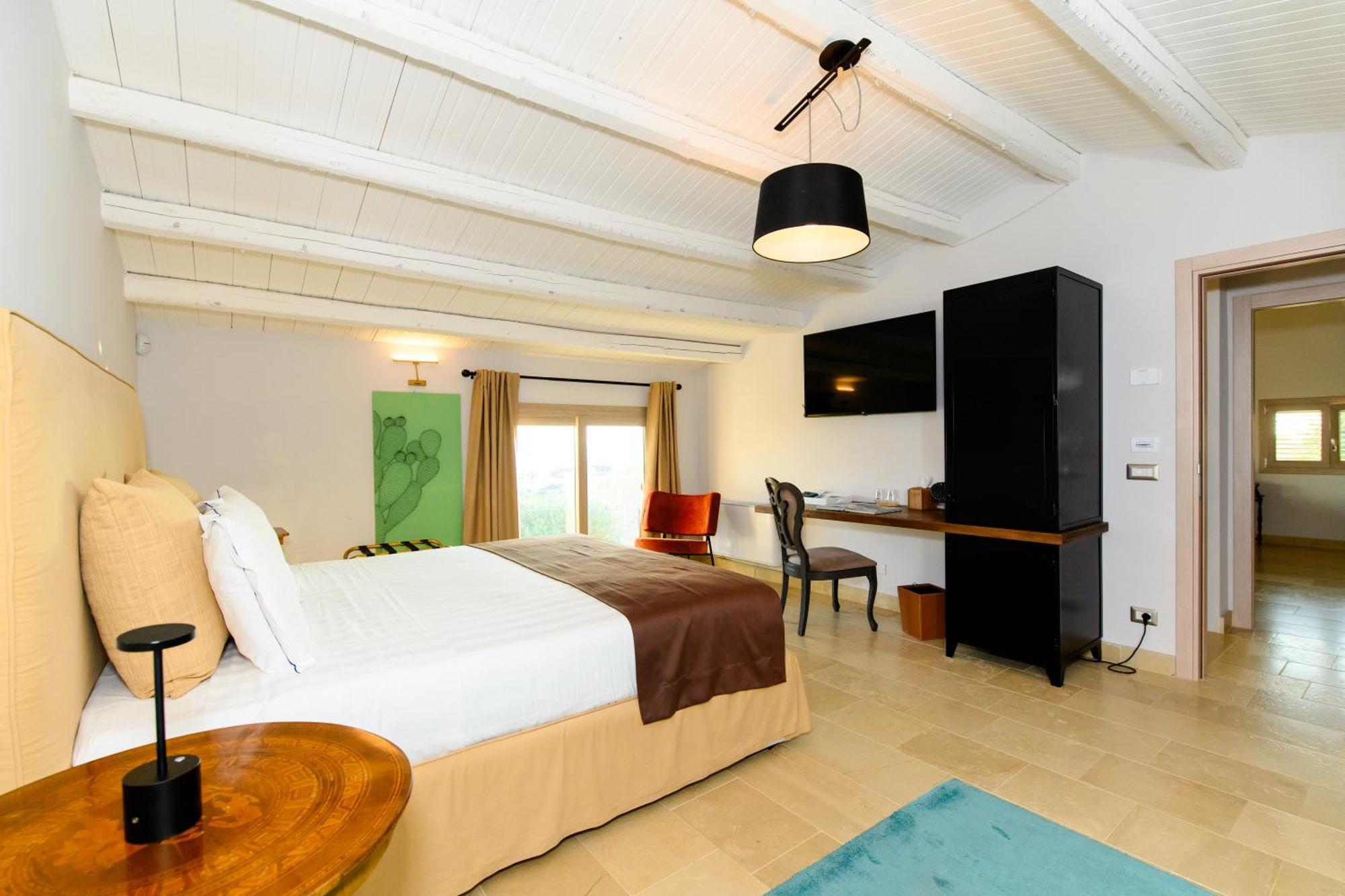 Poggio Leano Boutique Hotel Донналуката Экстерьер фото