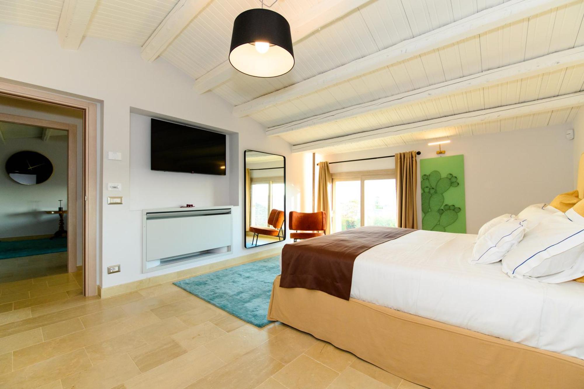 Poggio Leano Boutique Hotel Донналуката Экстерьер фото