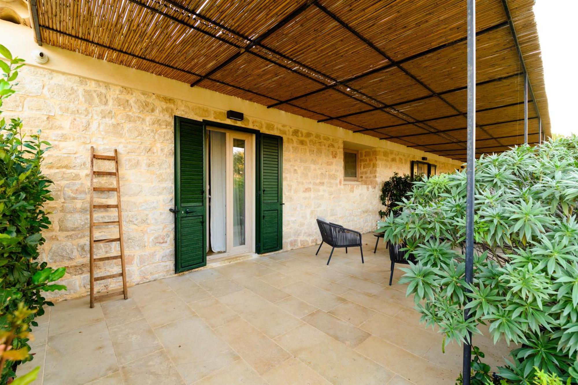 Poggio Leano Boutique Hotel Донналуката Экстерьер фото